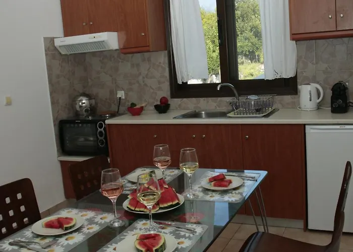 Elena's Summer House Apartament
