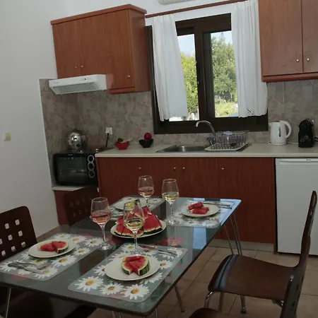 Elena's Summer House Apartament