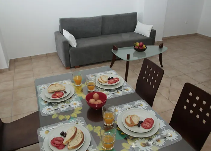 Elena's Summer House Апартаменты